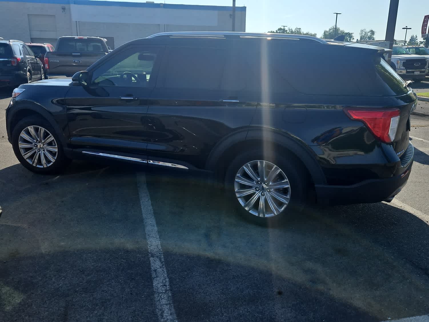 Thumbnail: 2023 Ford Explorer - 5