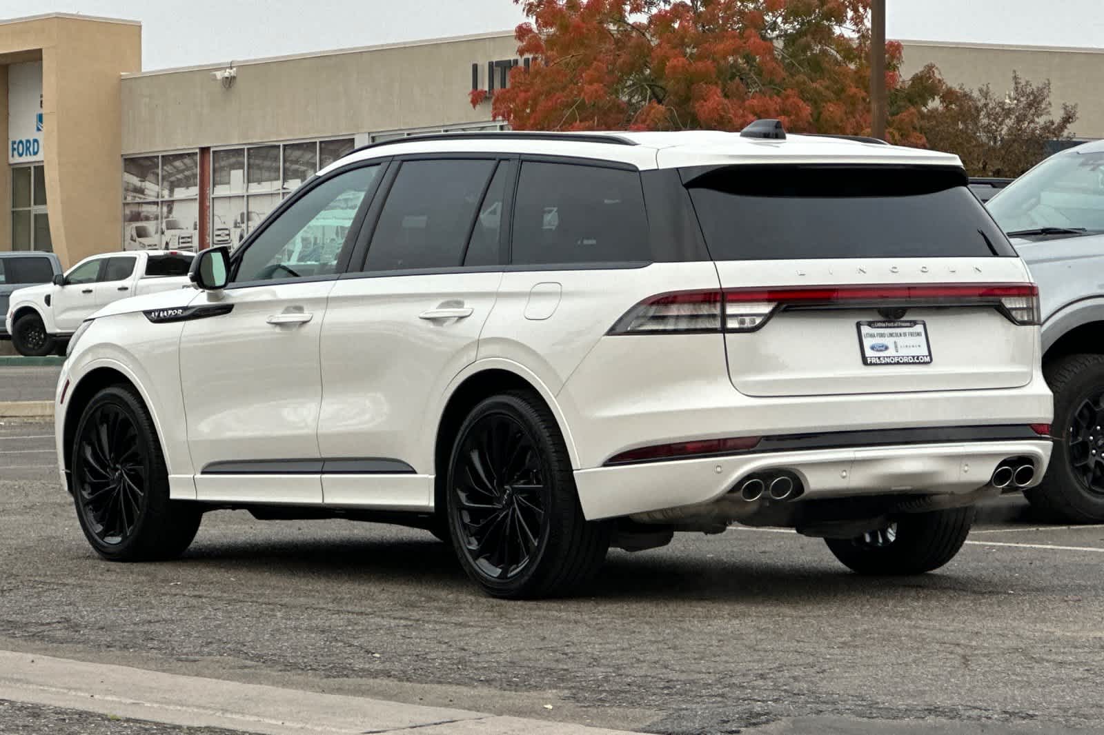 Thumbnail: 2026 Lincoln Aviator - 6