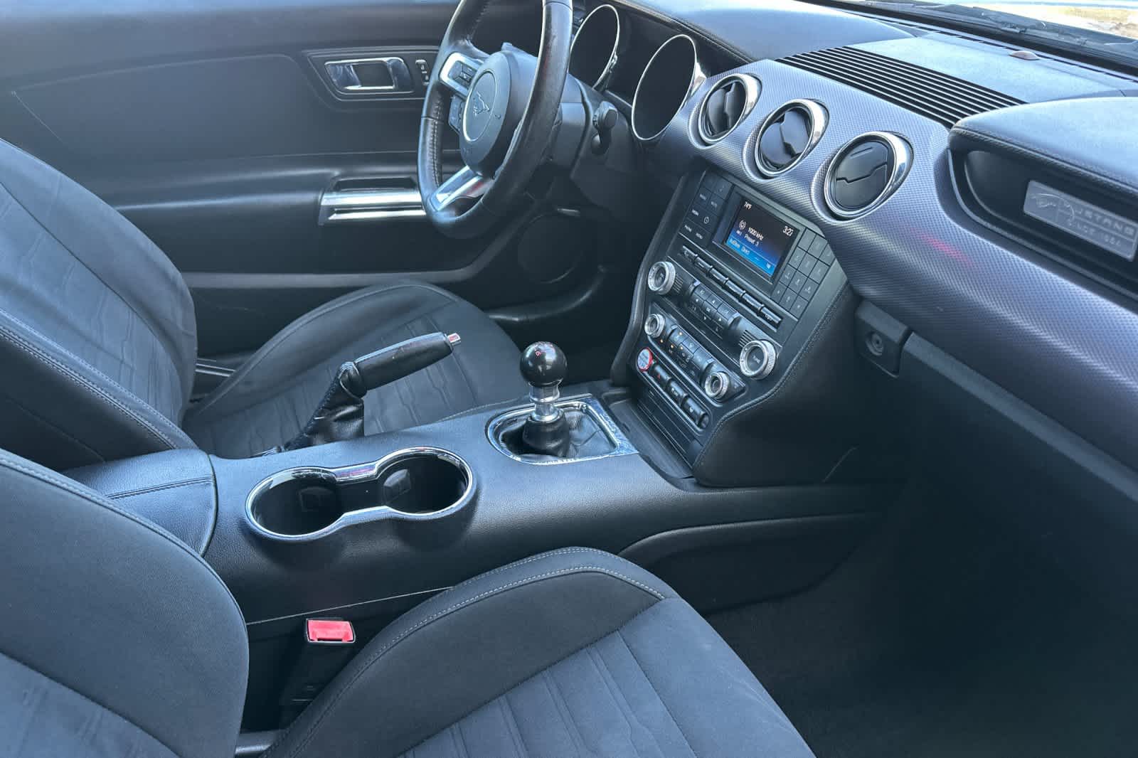 Thumbnail: 2015 Ford Mustang - 15