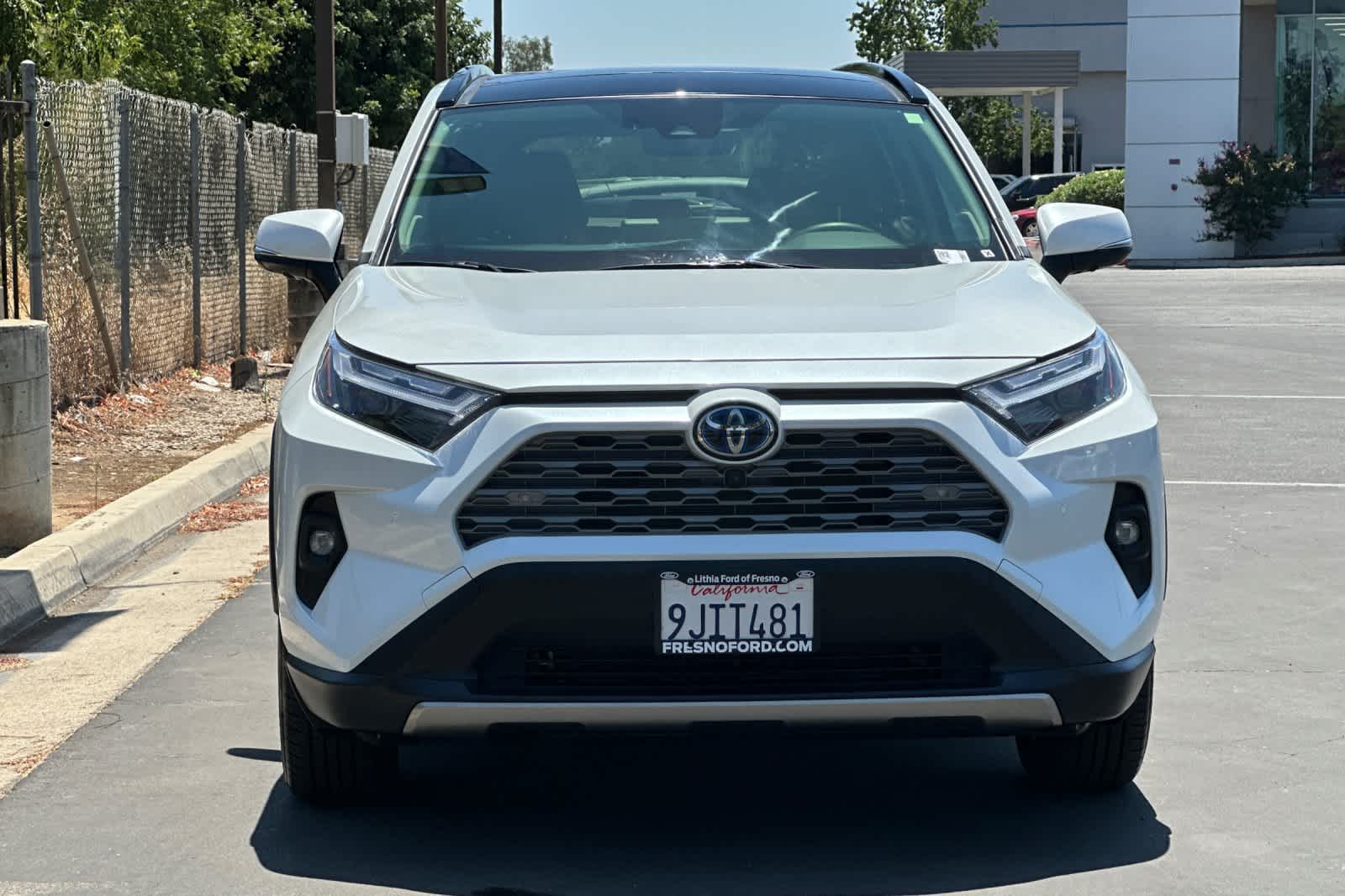 Thumbnail: 2023 Toyota RAV4 - 10