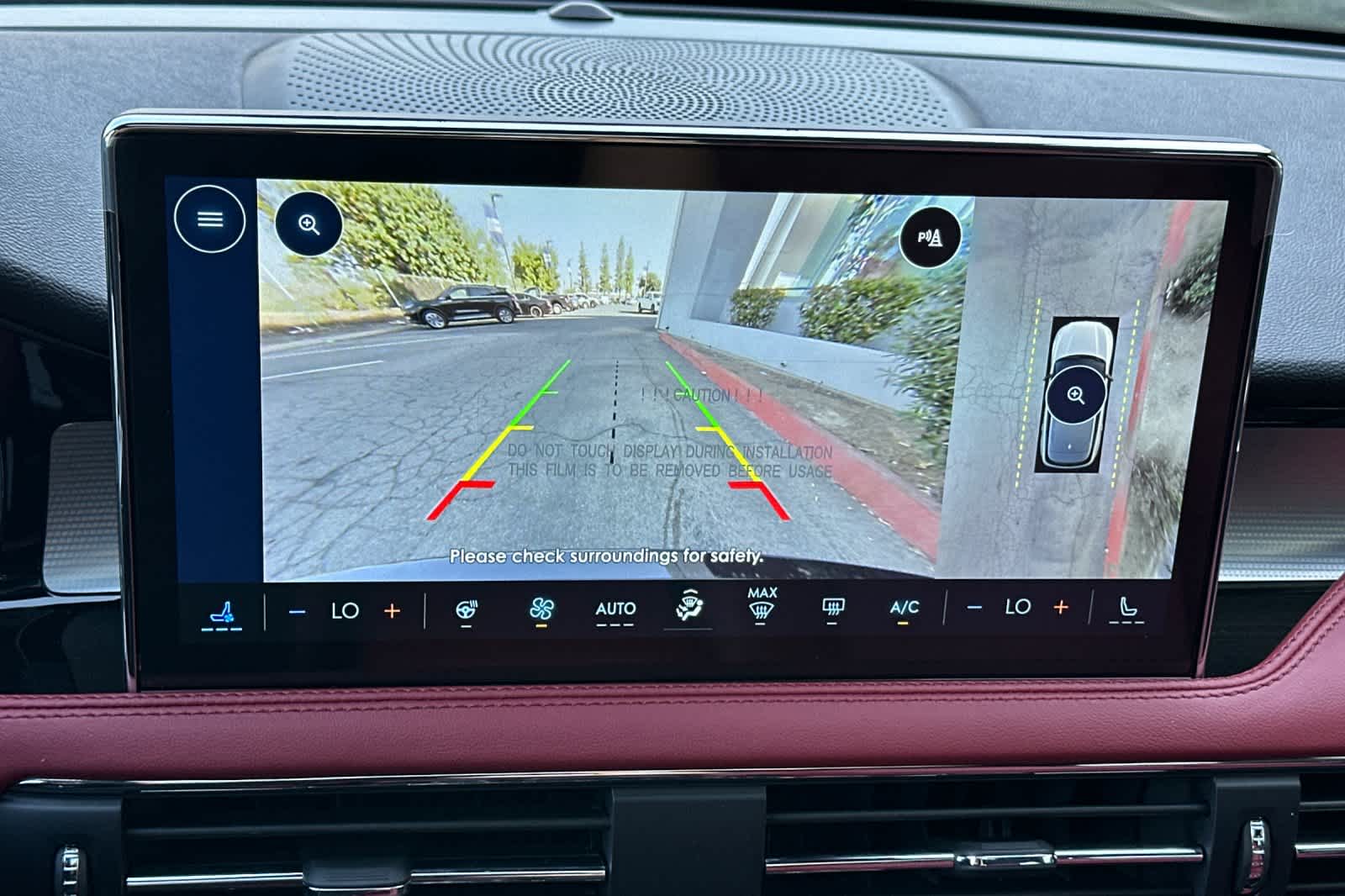 Thumbnail: 2025 Lincoln Corsair - 21