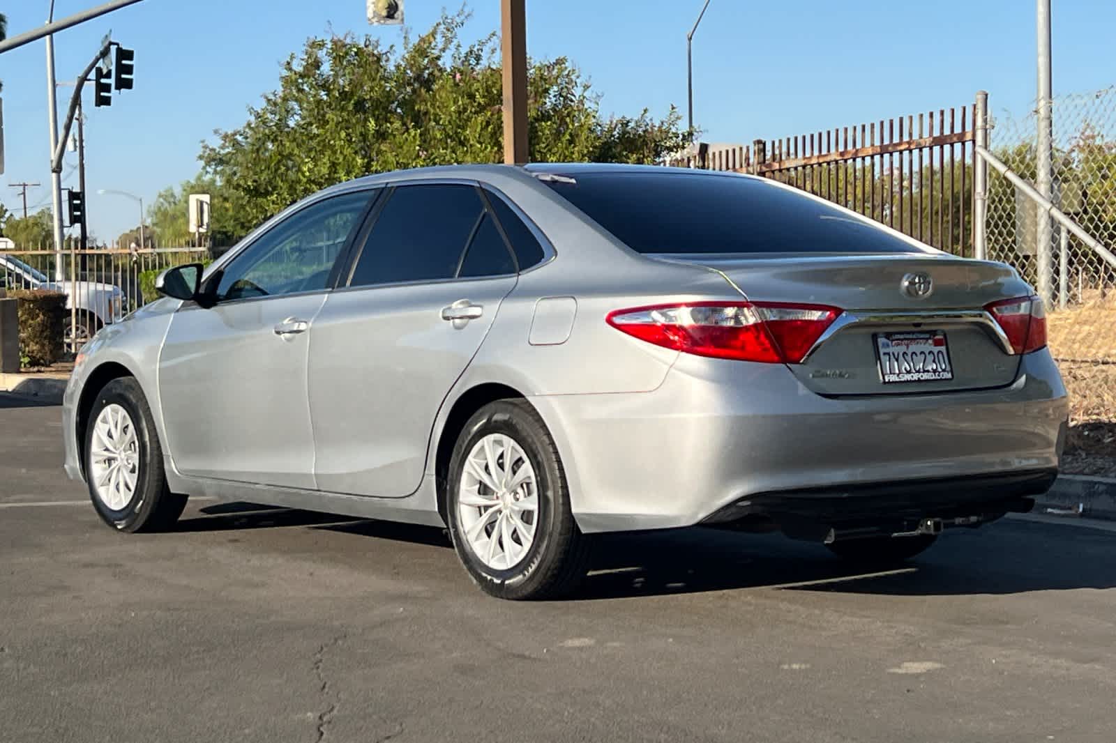 Thumbnail: 2017 Toyota Camry - 6
