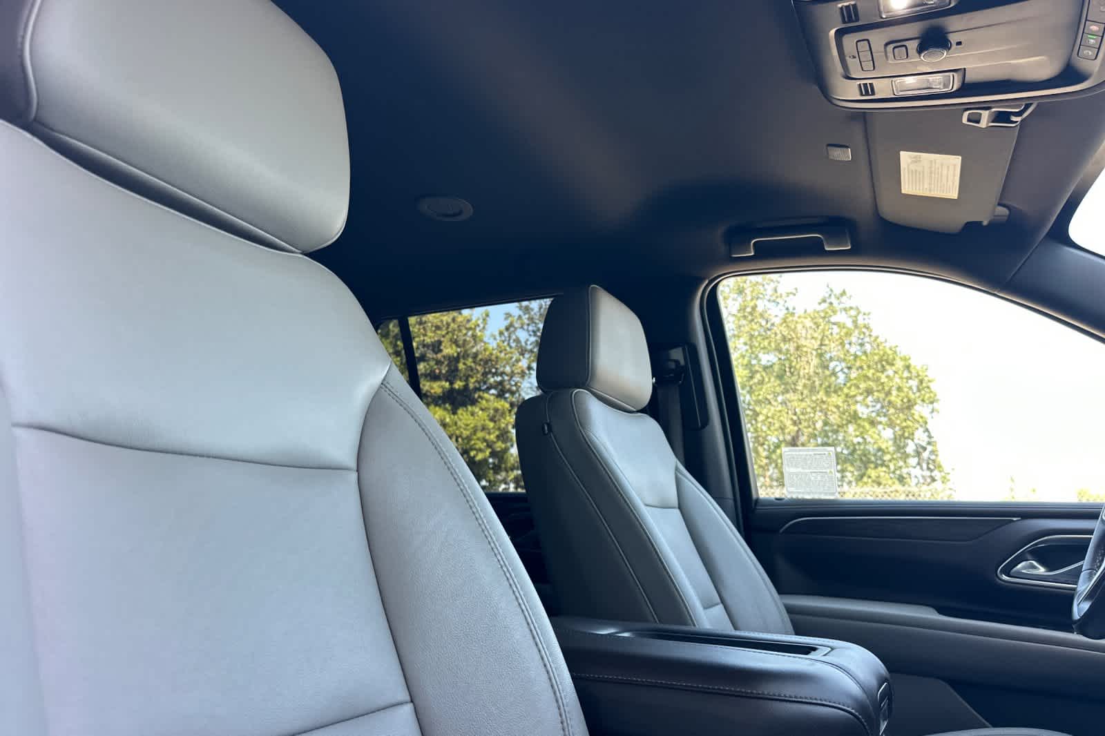 Thumbnail: 2021 Chevrolet Tahoe - 18