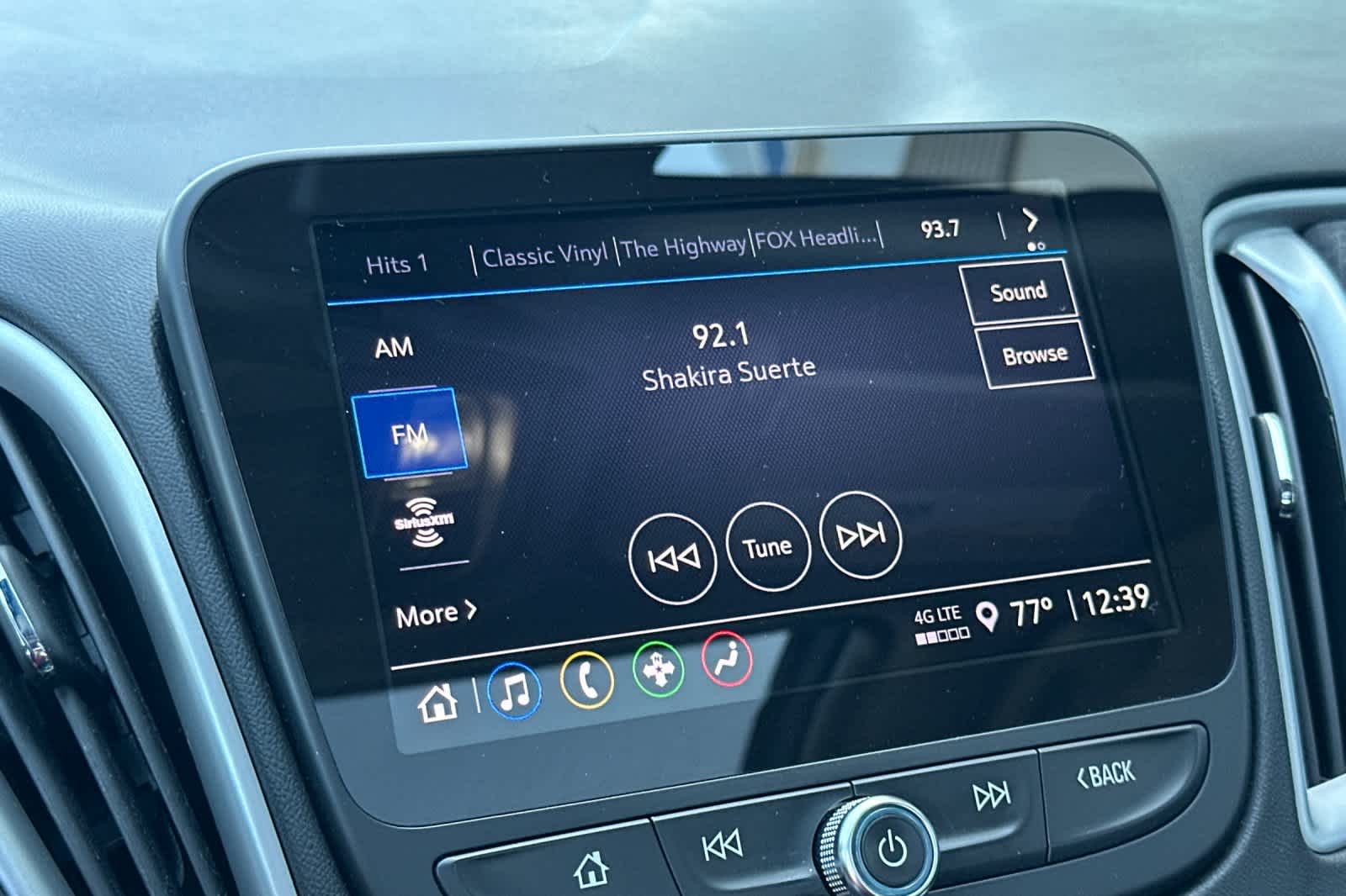 Thumbnail: 2024 Chevrolet Malibu - 18