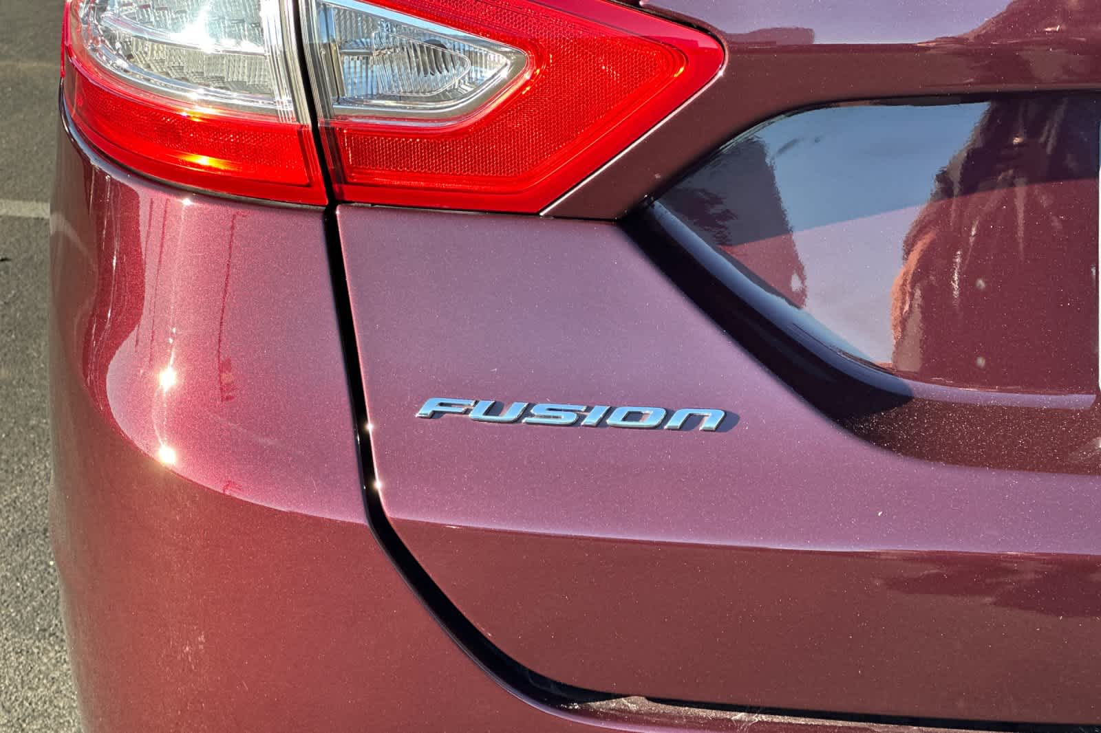 Thumbnail: 2013 Ford Fusion - 24
