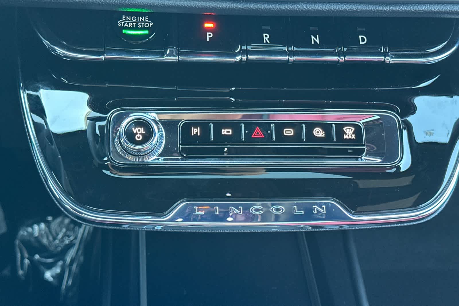 Thumbnail: 2025 Lincoln Corsair - 21