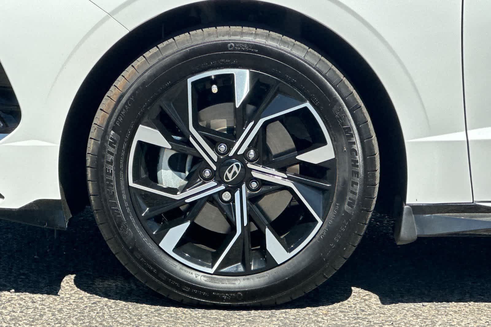 Thumbnail: 2024 Hyundai Sonata - 25