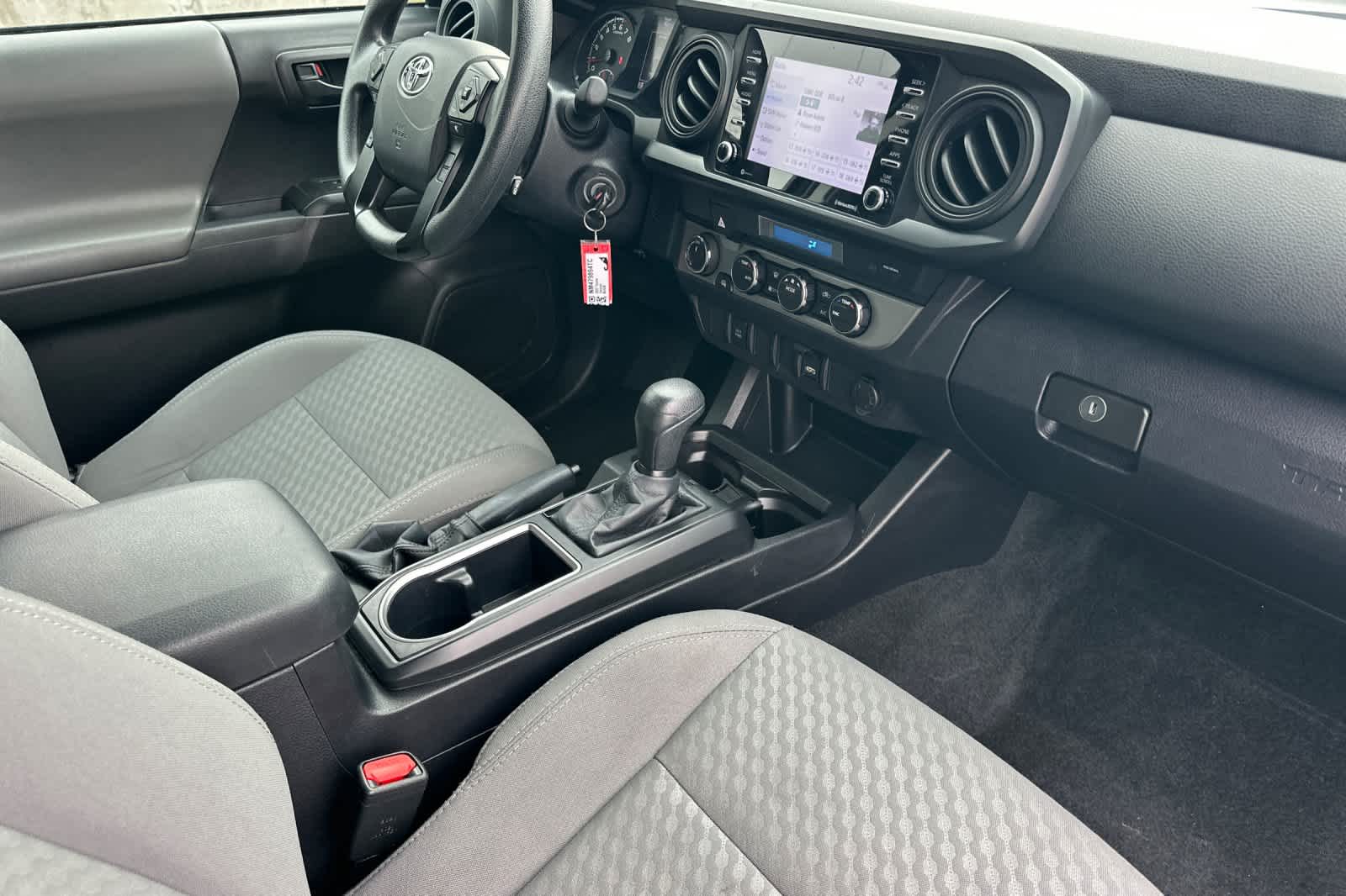 Thumbnail: 2022 Toyota Tacoma - 15