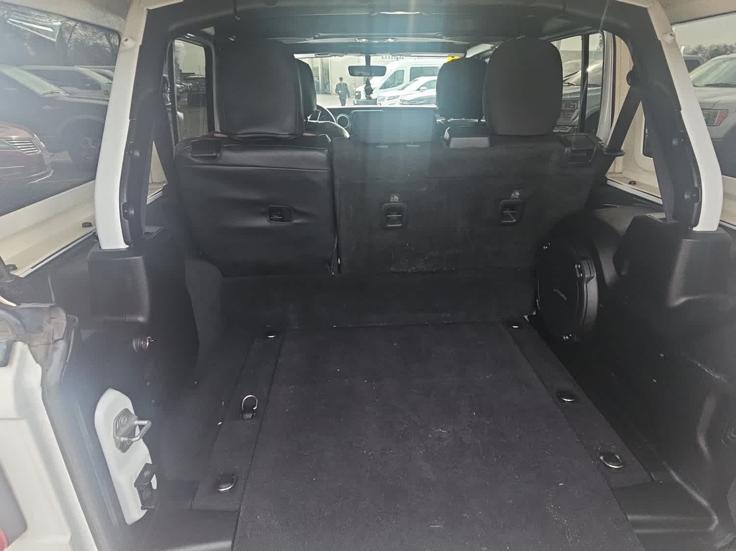 Thumbnail: 2023 Jeep Wrangler - 9