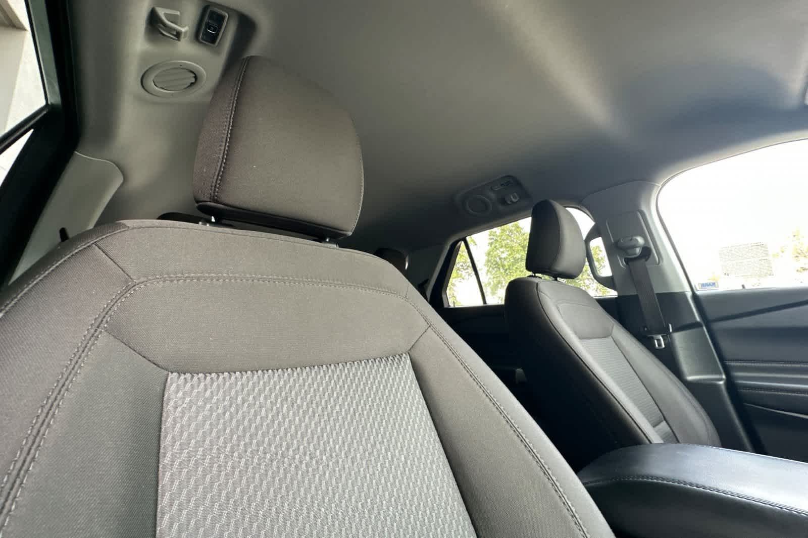 2023 Ford Explorer XLT 18