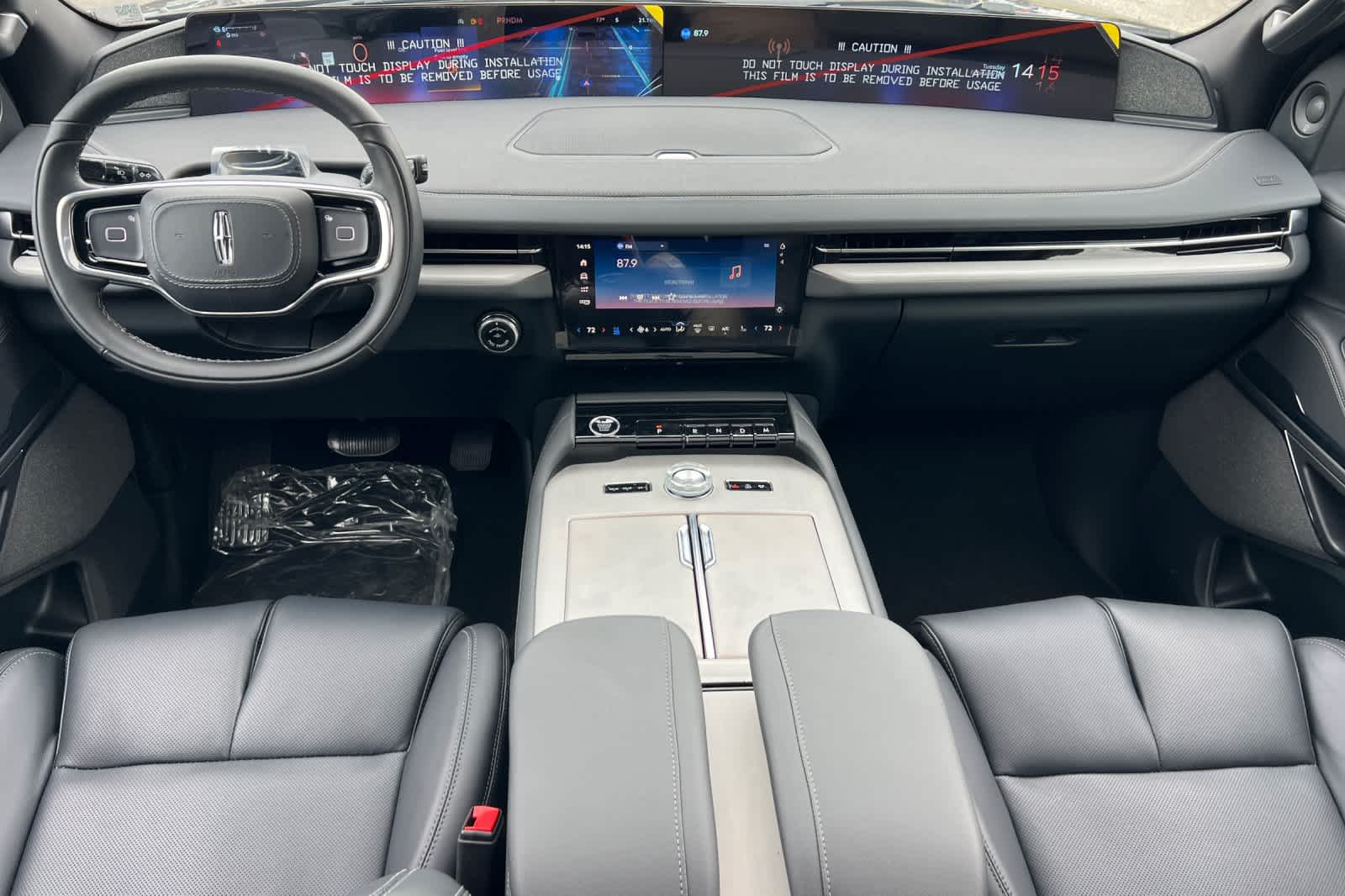 Thumbnail: 2026 Lincoln Navigator L - 3