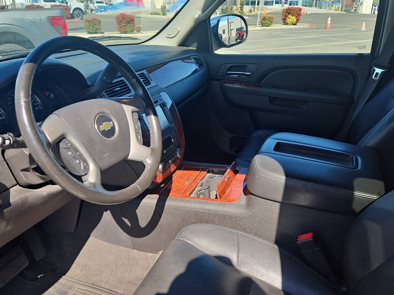 Thumbnail: 2013 Chevrolet Tahoe - 14