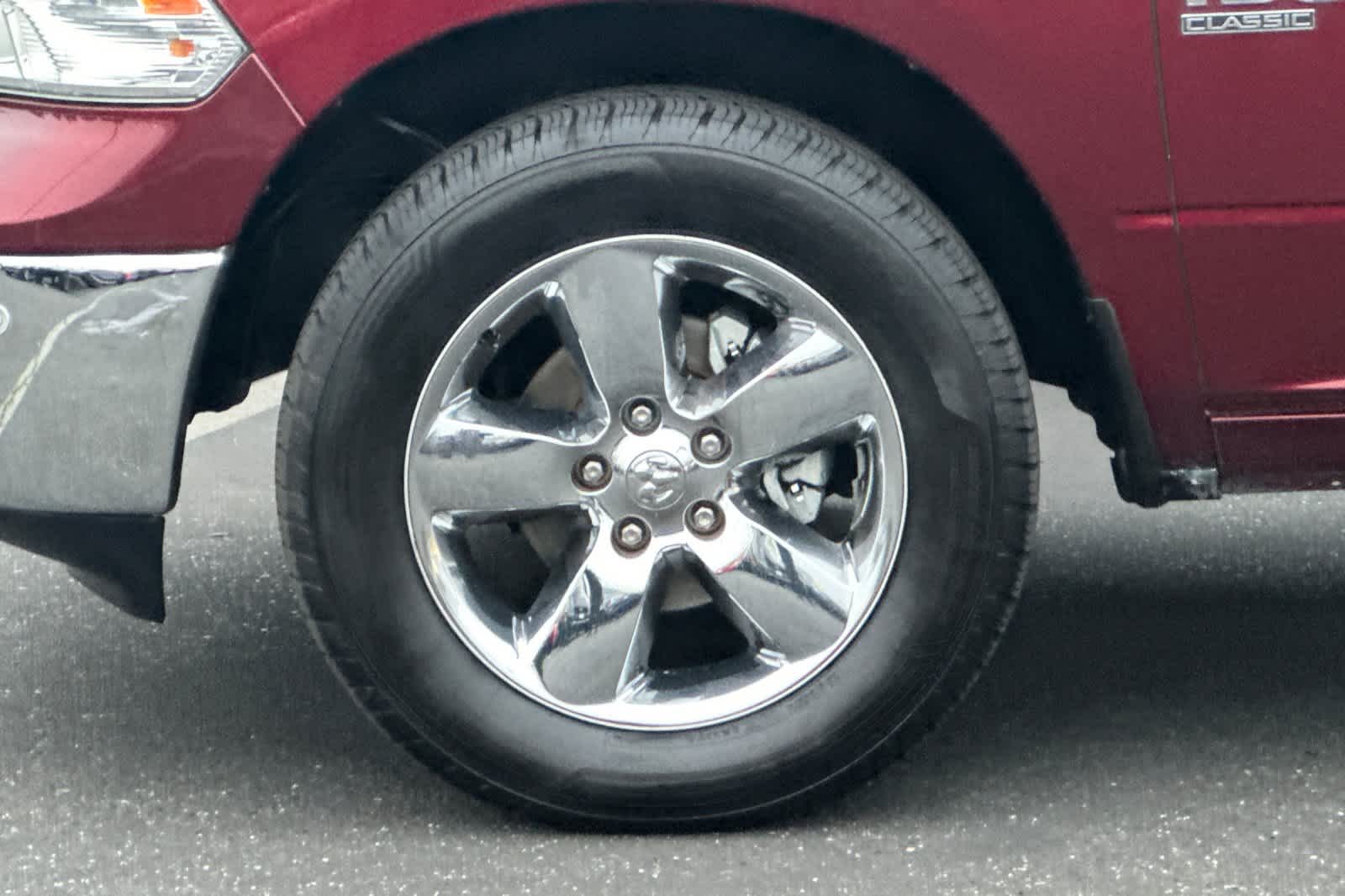 Thumbnail: 2019 RAM 1500 Classic - 24