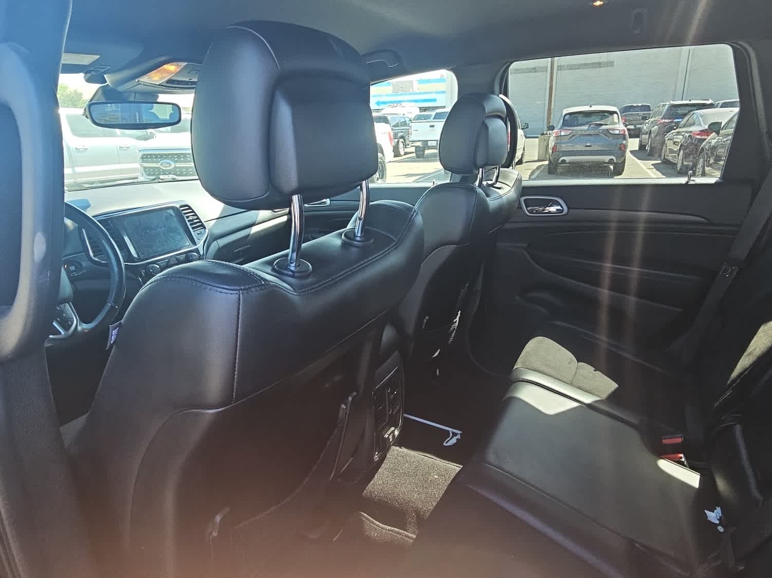 Thumbnail: 2022 Jeep Grand Cherokee - 11