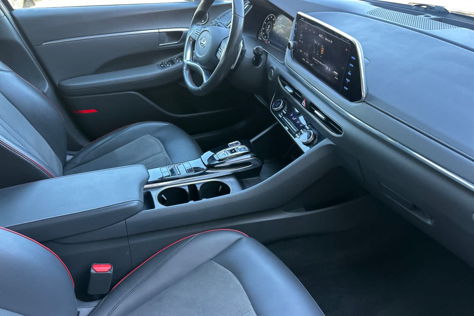 Thumbnail: 2022 Hyundai Sonata - 14