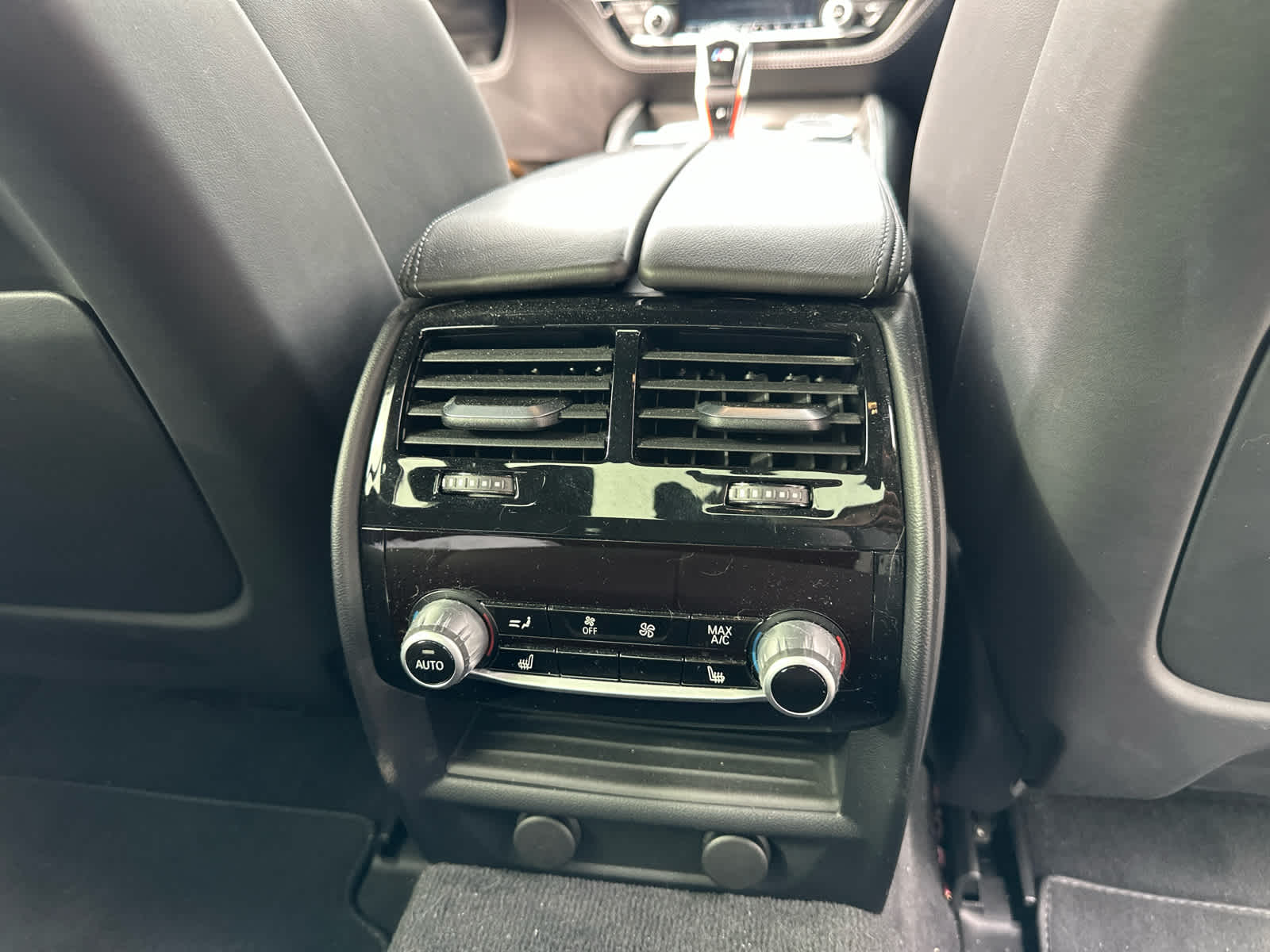 Thumbnail: 2019 BMW M5 - 12