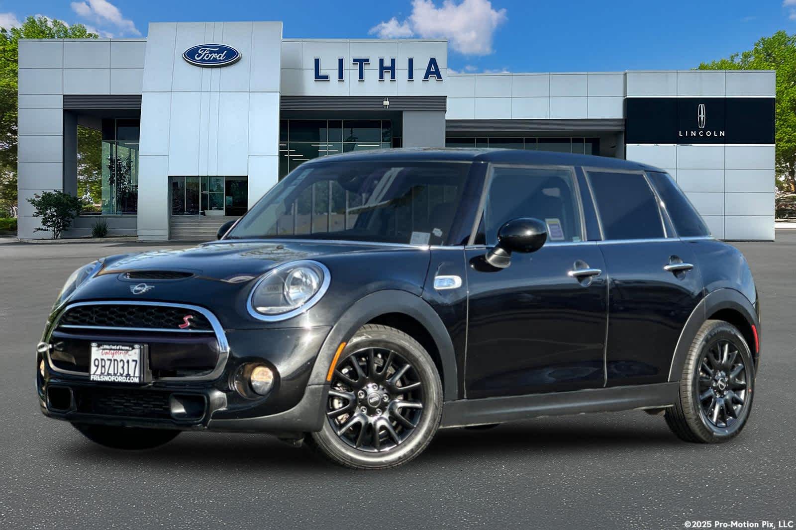 2019 MINI Cooper Hardtop S -
                  Fresno, CA