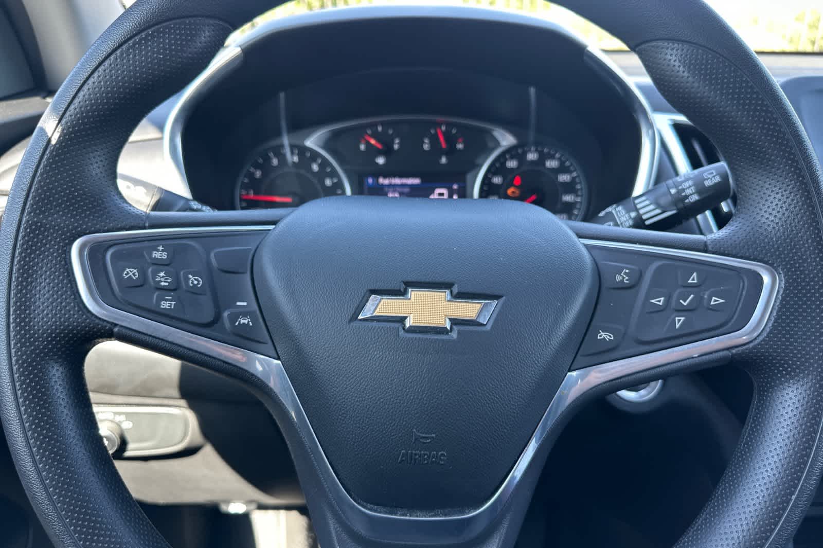 Thumbnail: 2022 Chevrolet Equinox - 24