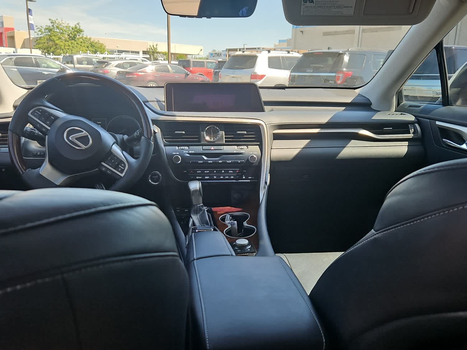 Thumbnail: 2019 Lexus RX - 10