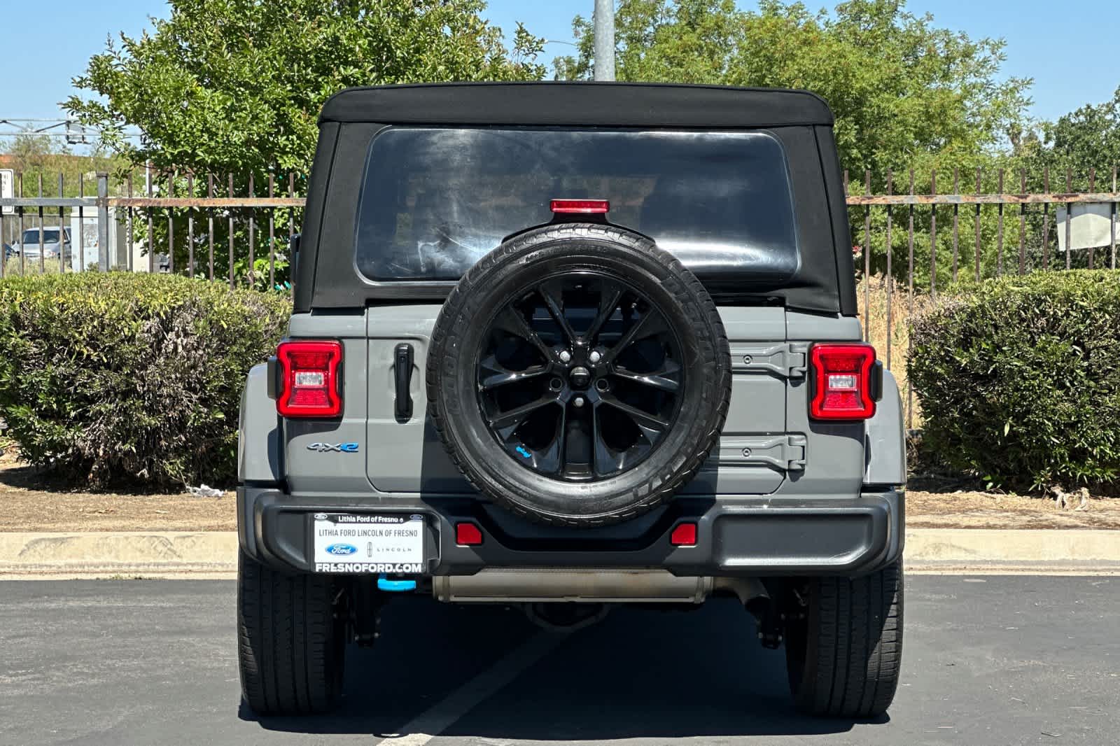 Thumbnail: 2022 Jeep Wrangler - 7