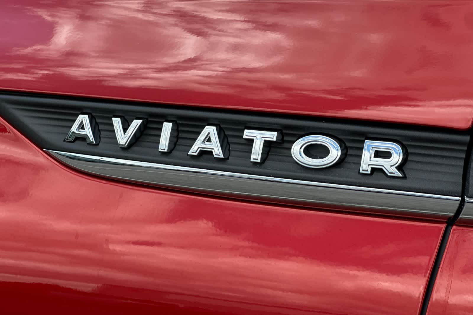 Thumbnail: 2026 Lincoln Aviator - 29