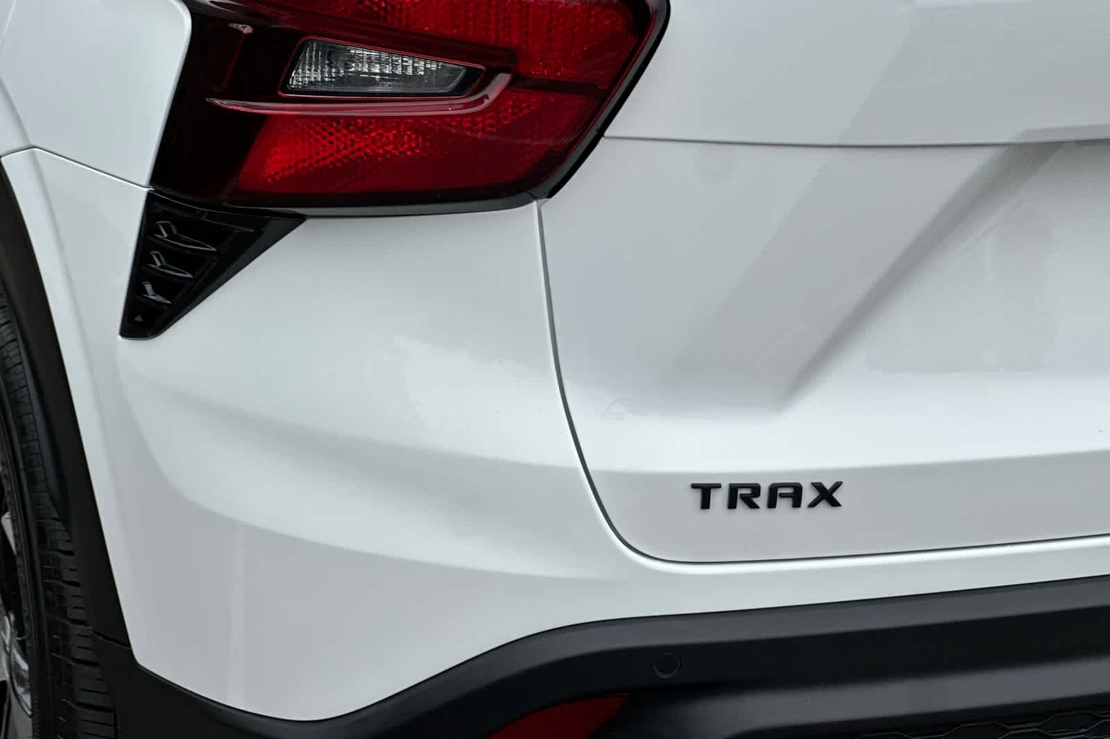 Thumbnail: 2025 Chevrolet Trax - 27