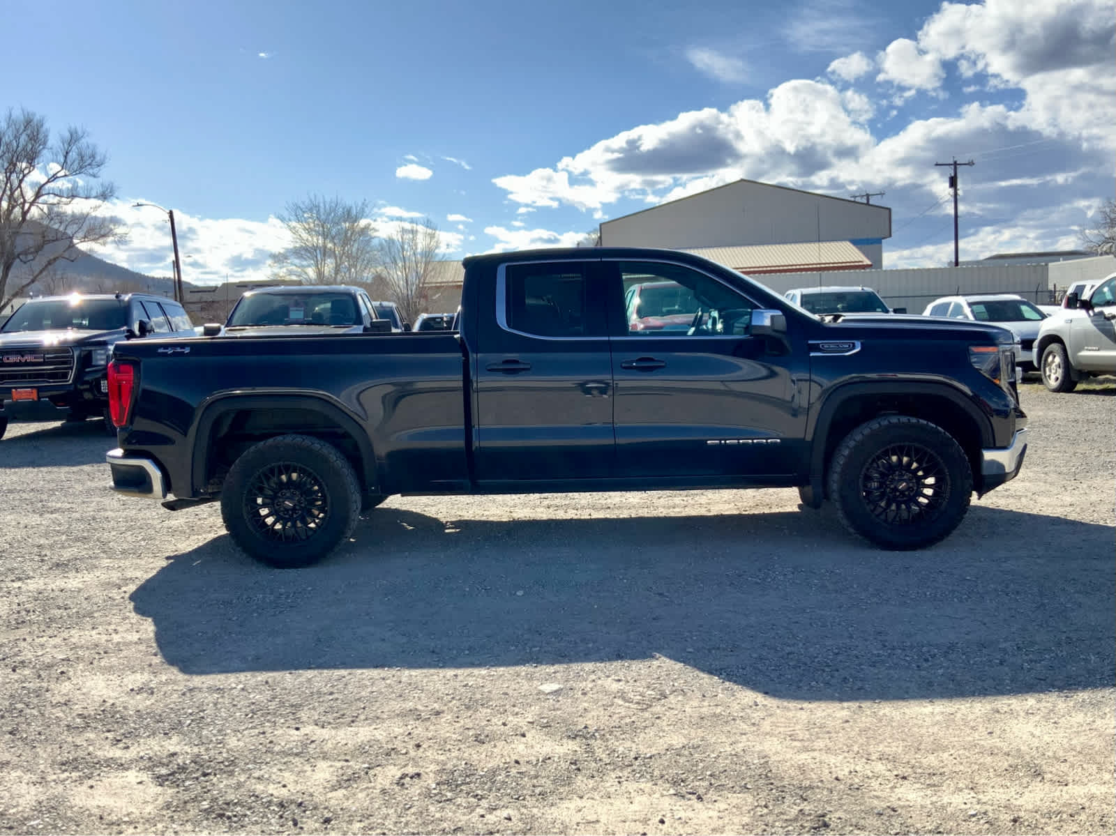 Thumbnail: 2023 GMC Sierra 1500 - 6