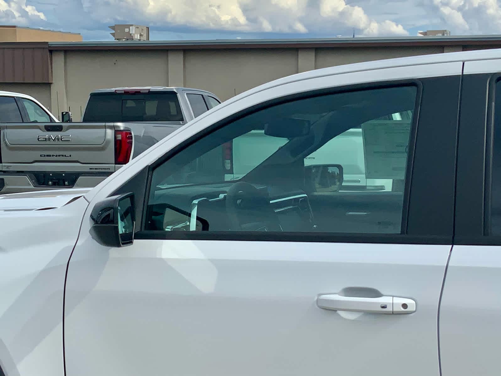 2026 GMC Canyon Elevation - Photo 11