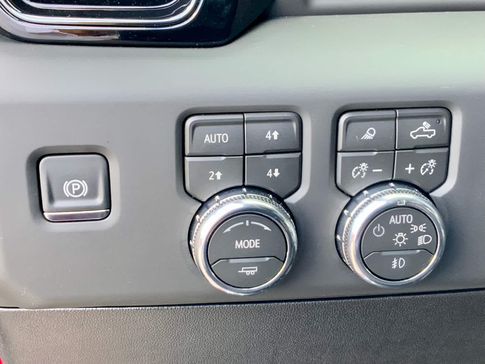 2026 GMC Sierra 2500HD AT4 - Photo 37