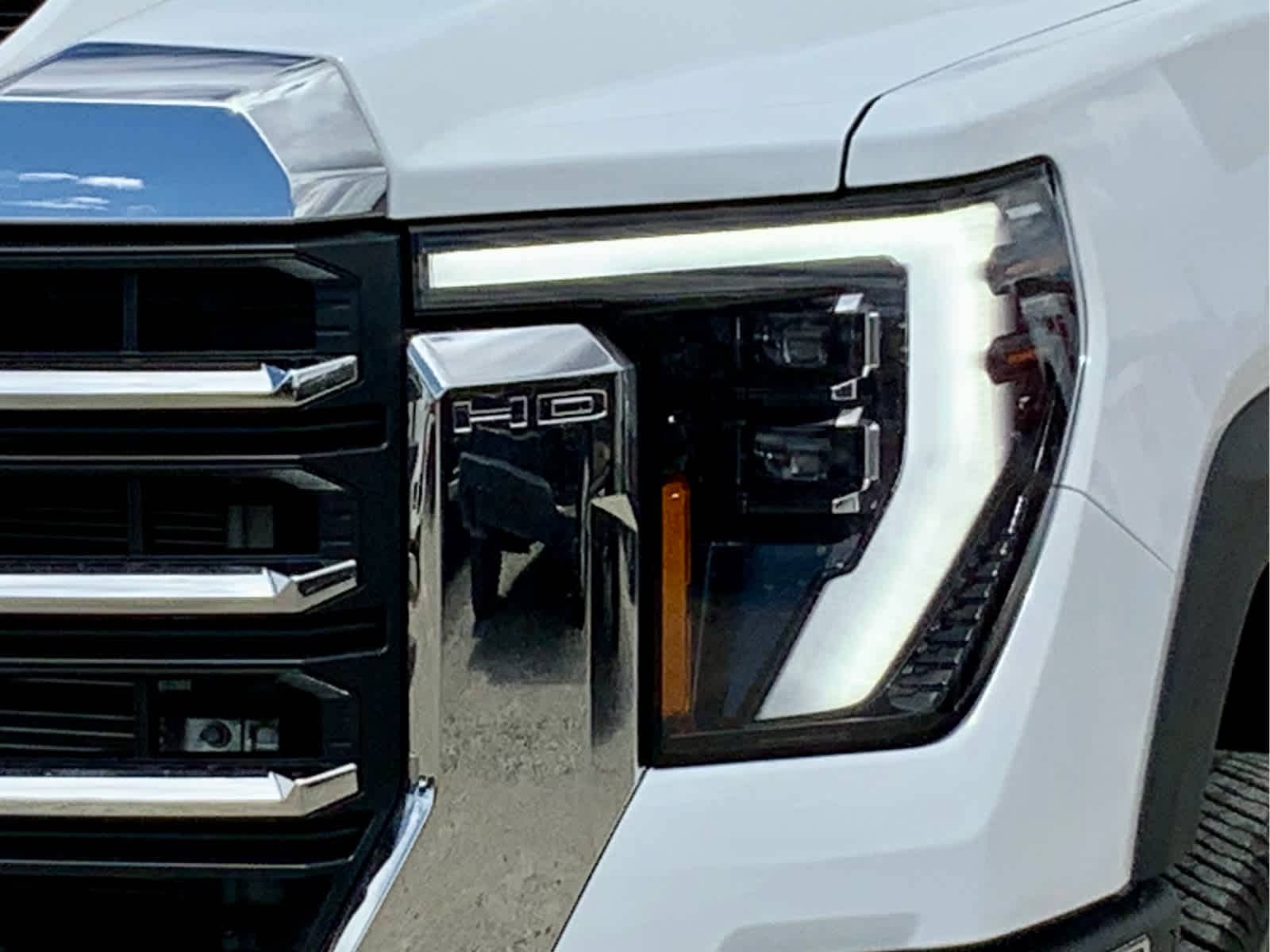 Thumbnail: 2026 GMC Sierra 2500 - 14