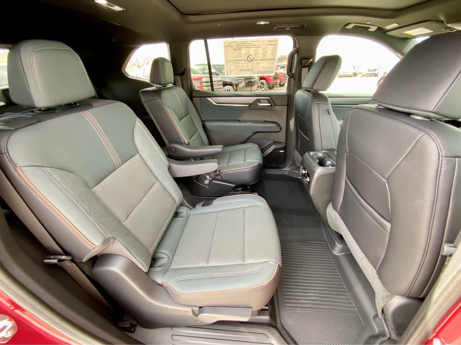 2026 GMC Acadia AT4 - Photo 24