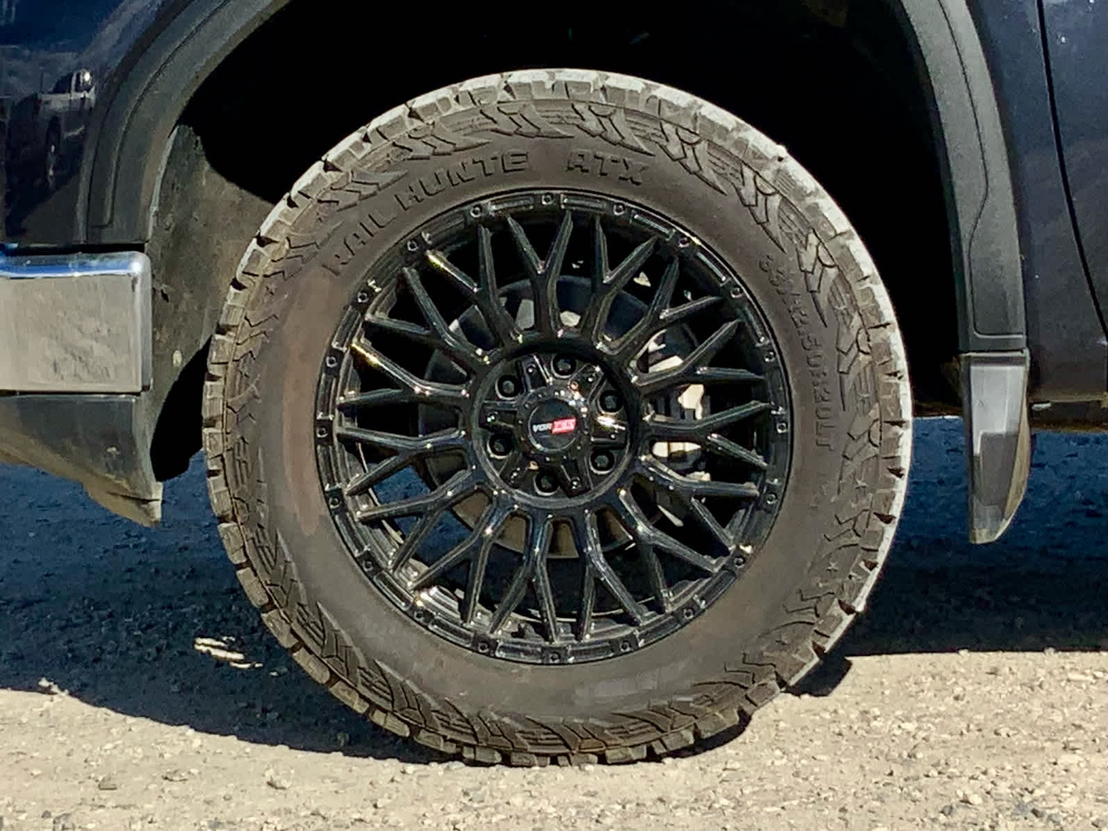 Thumbnail: 2023 GMC Sierra 1500 - 17