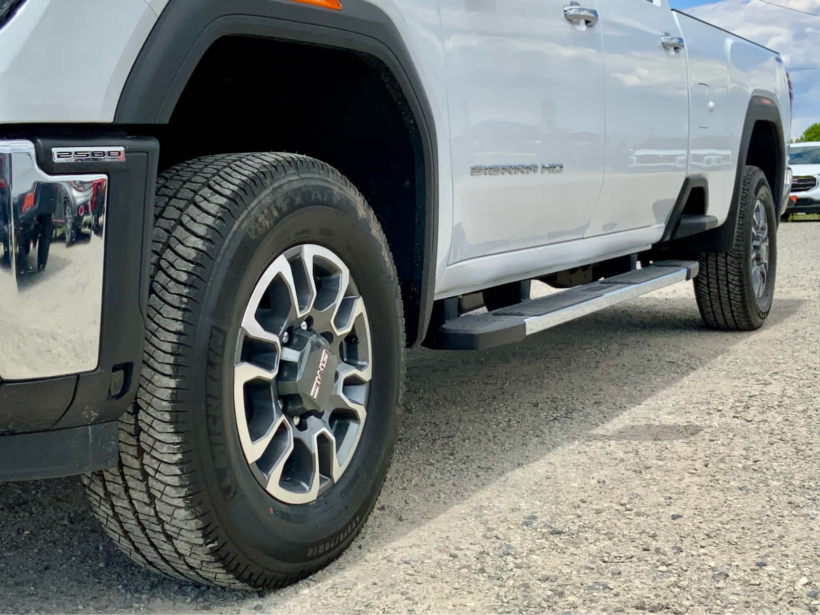 Thumbnail: 2026 GMC Sierra 2500 - 17