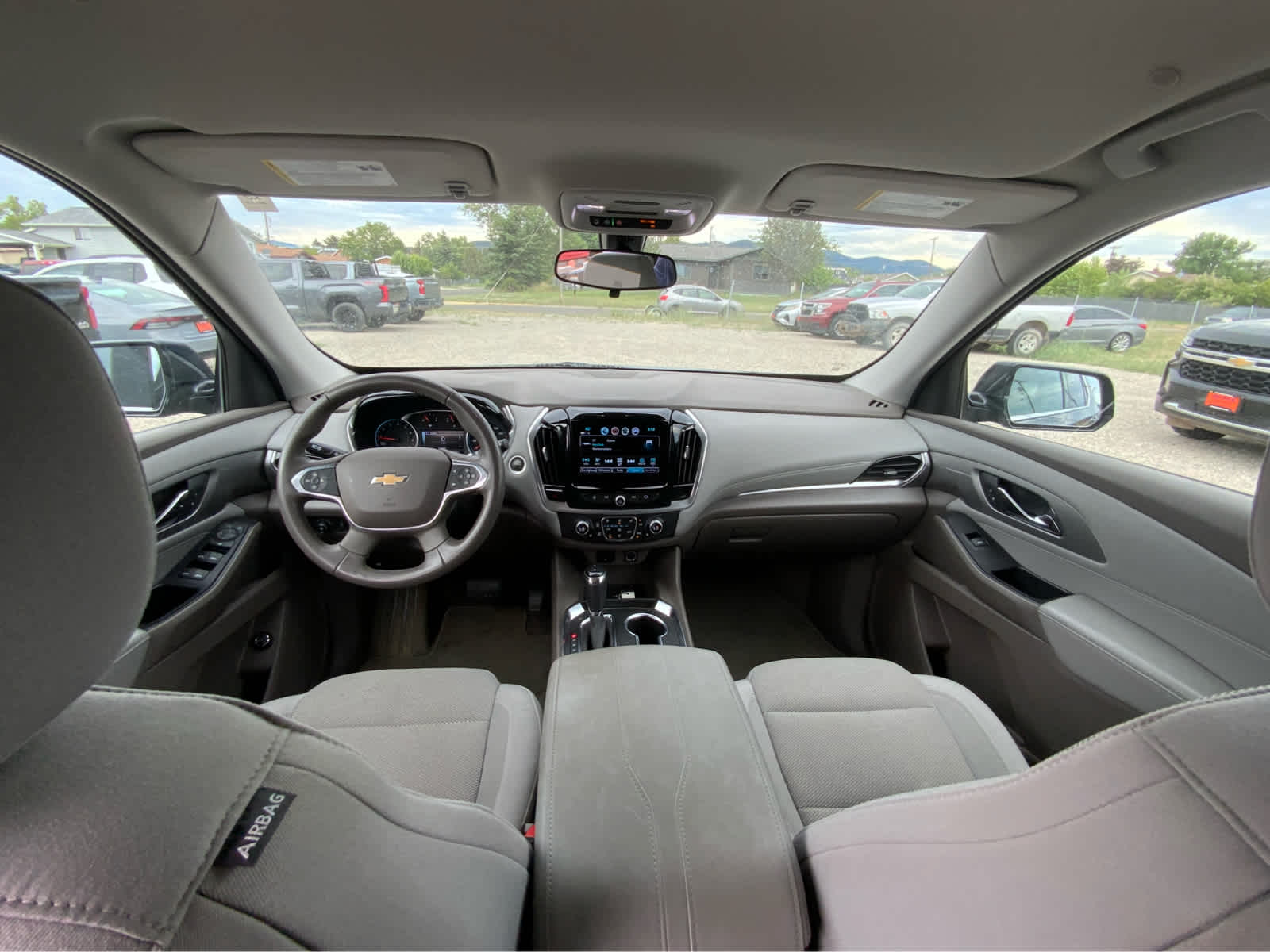Thumbnail: 2019 Chevrolet Traverse - 18