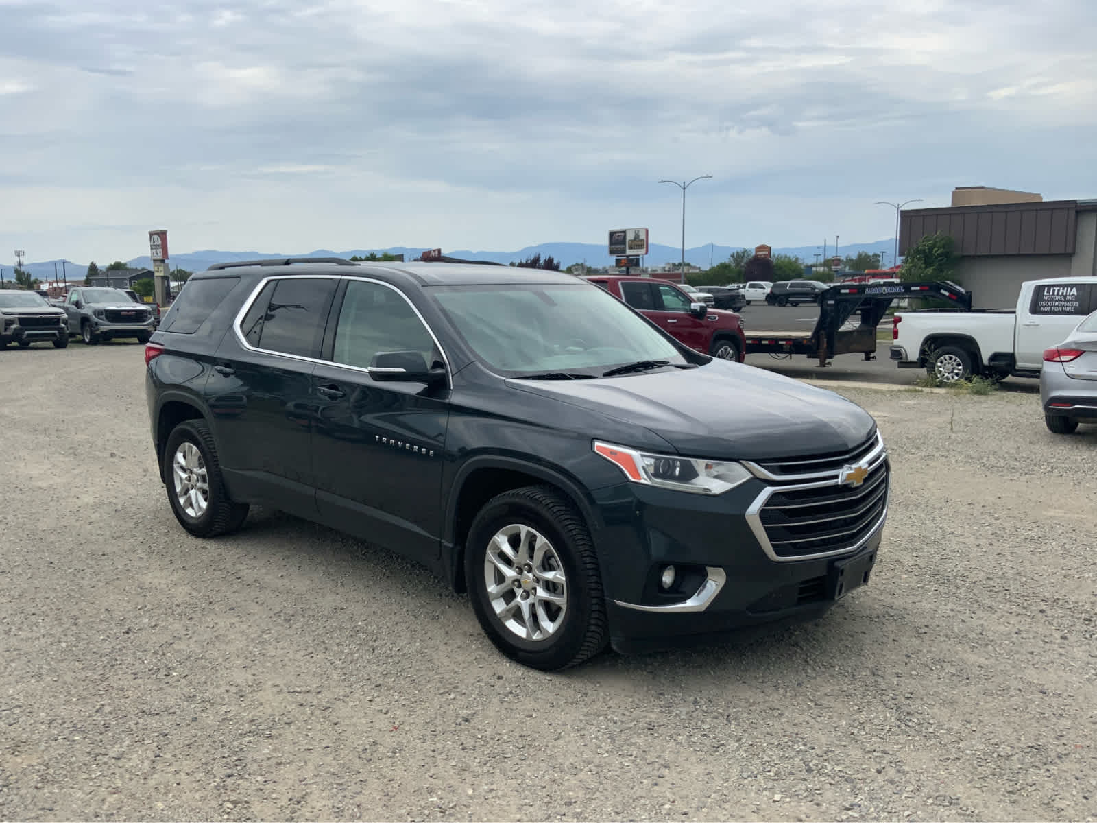 Thumbnail: 2019 Chevrolet Traverse - 8