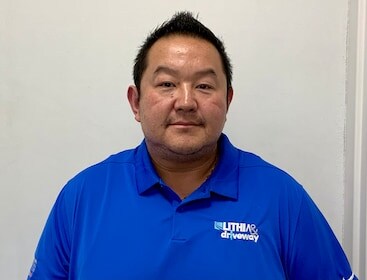 Staff member Boun Moua from ID_556d65