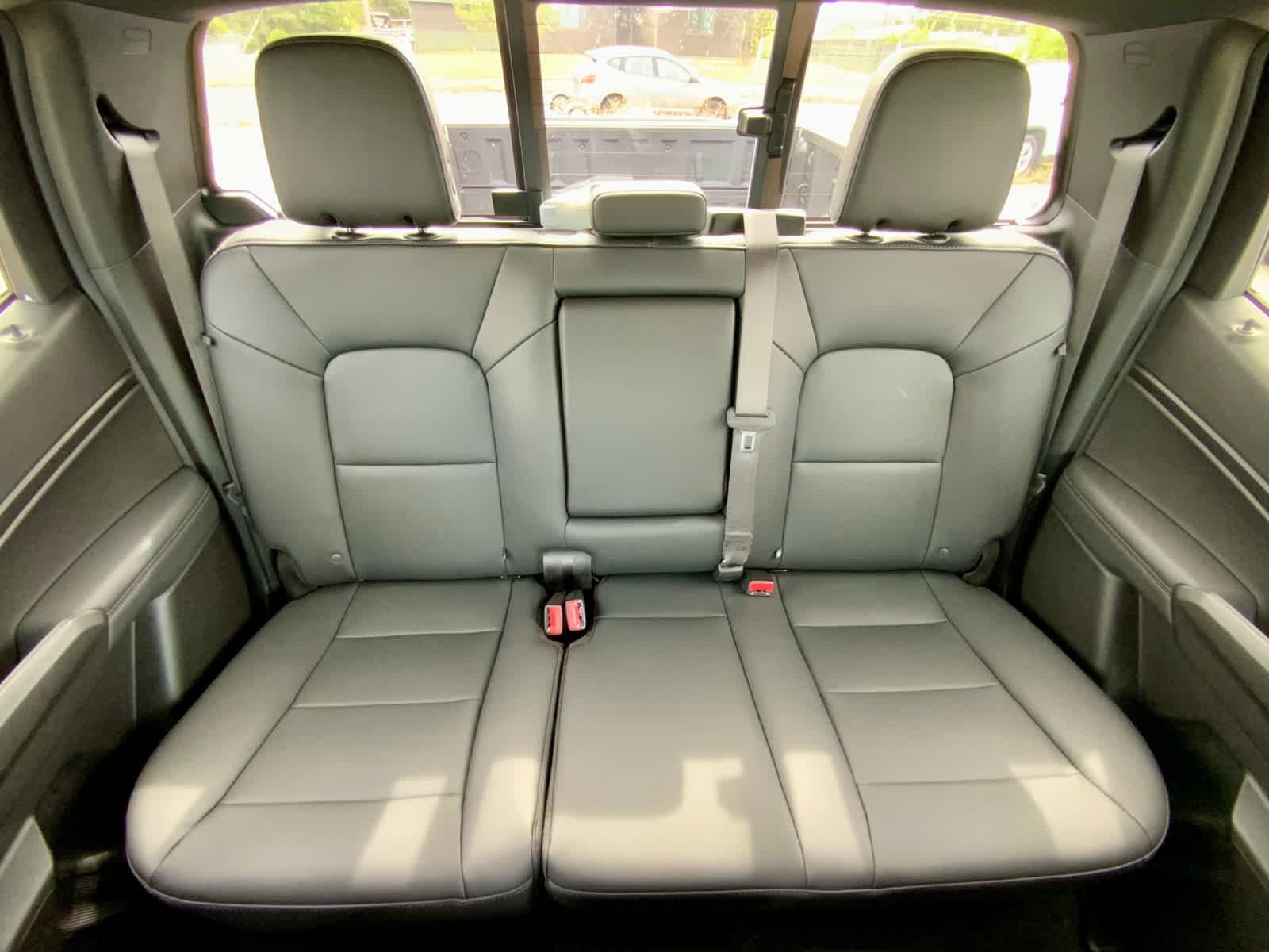 2026 GMC Canyon Elevation - Photo 25