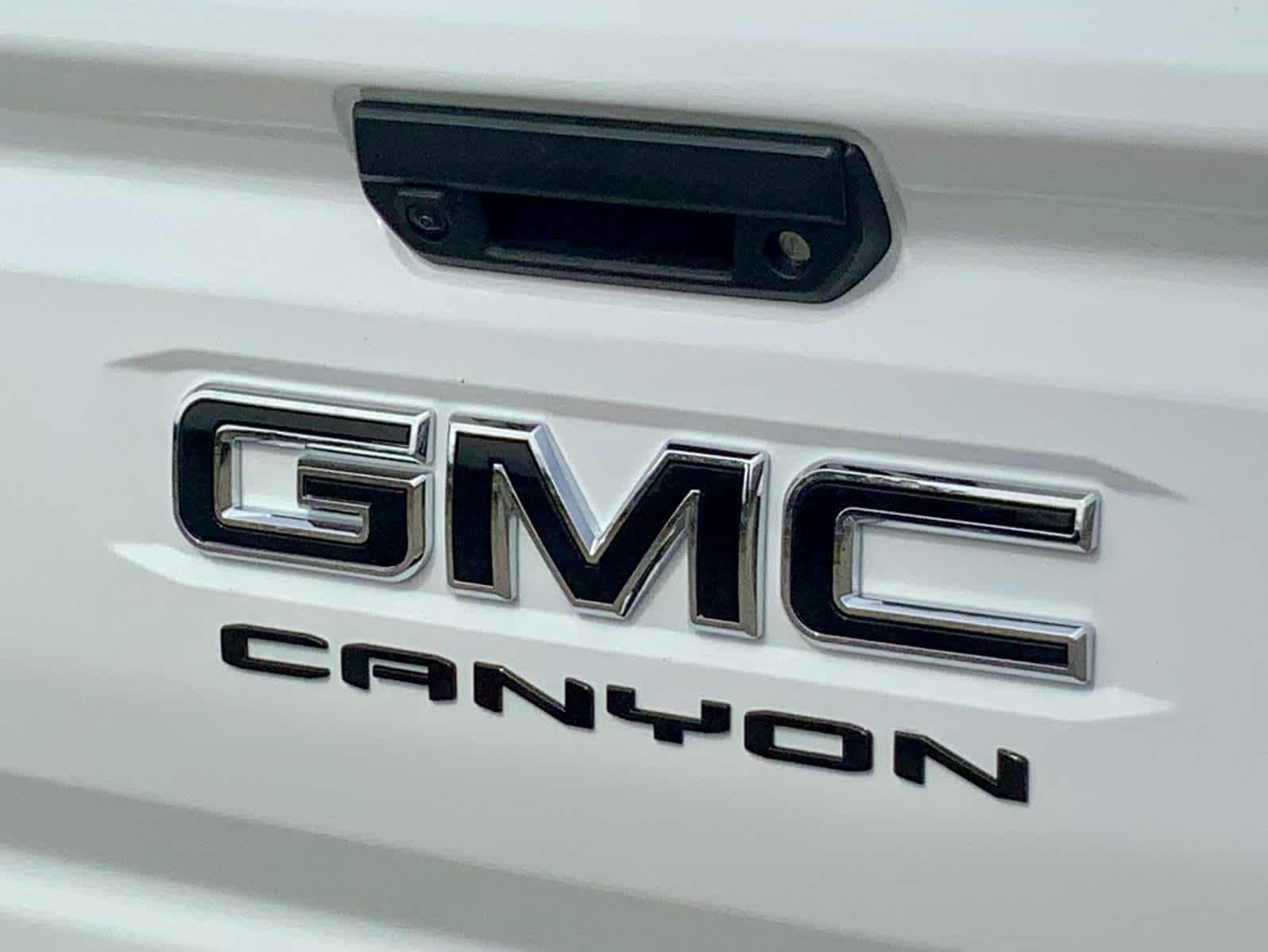 2026 GMC Canyon Elevation - Photo 20