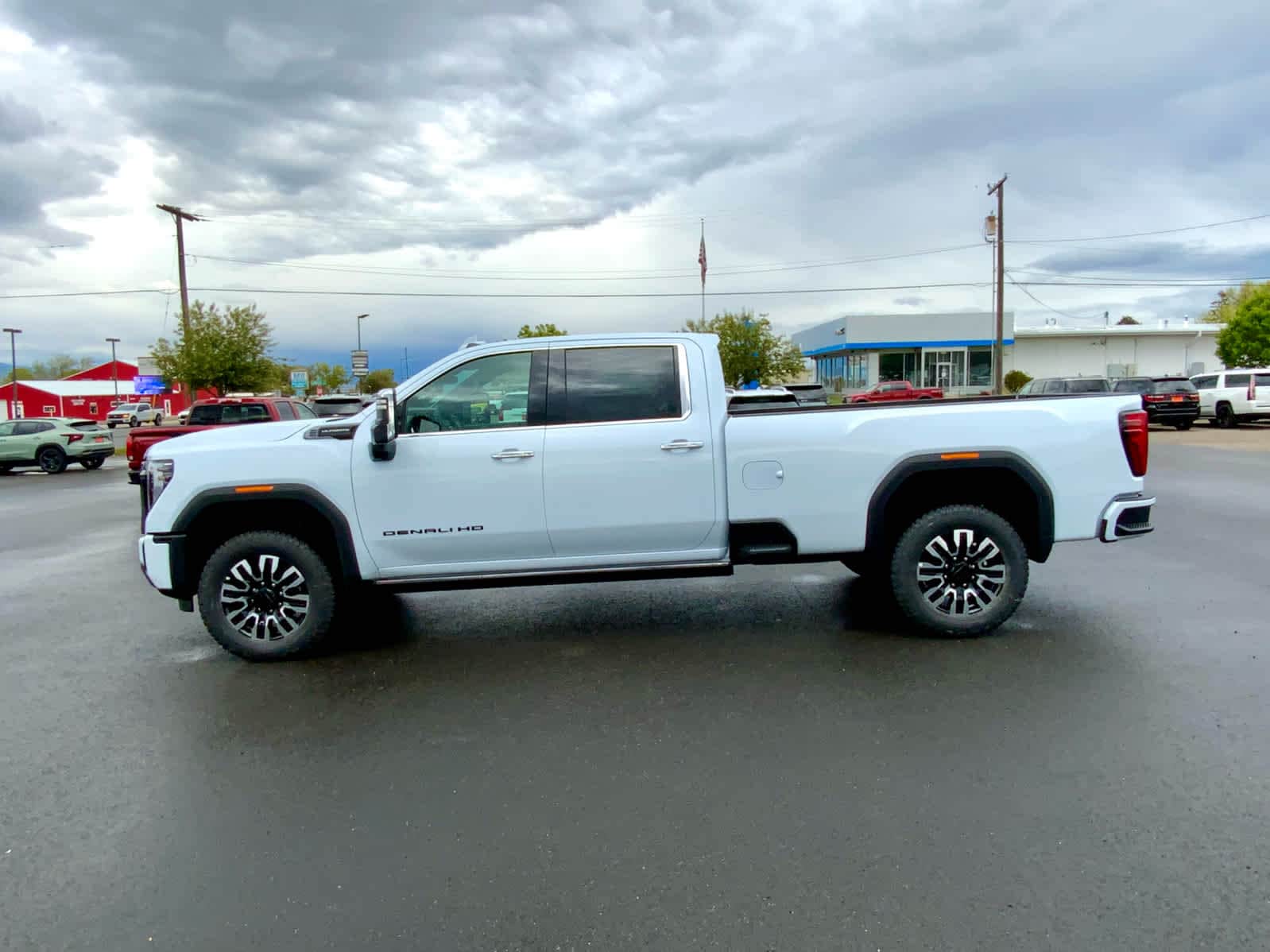Thumbnail: 2026 GMC Sierra 3500 - 2