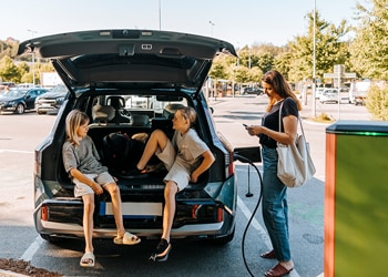 Act Fast! EV Tax Credits Disappear on September 30, 2025 Act Fast! EV Tax Credits Disappear on September 30, 2025