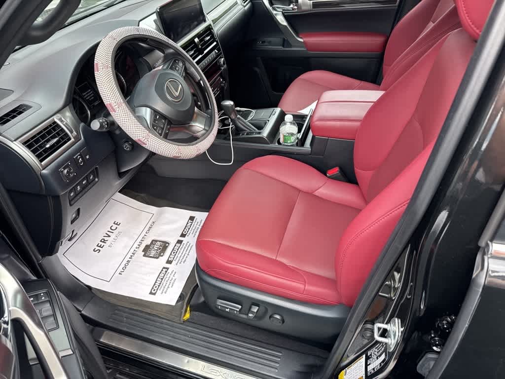 Thumbnail: 2022 Lexus GX - 9