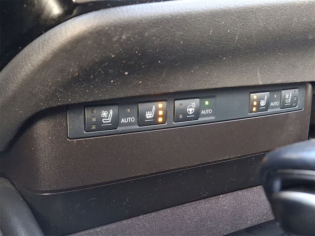 Thumbnail: 2023 Lexus ES - 19