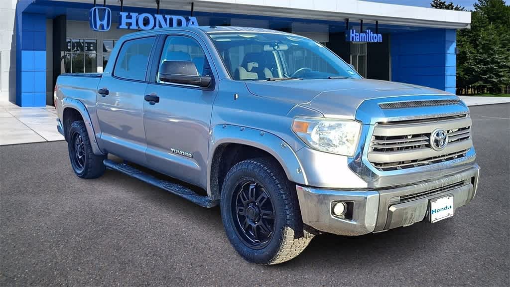 Thumbnail: 2014 Toyota Tundra - 2