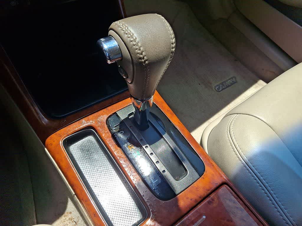 Thumbnail: 2004 Toyota Camry - 12