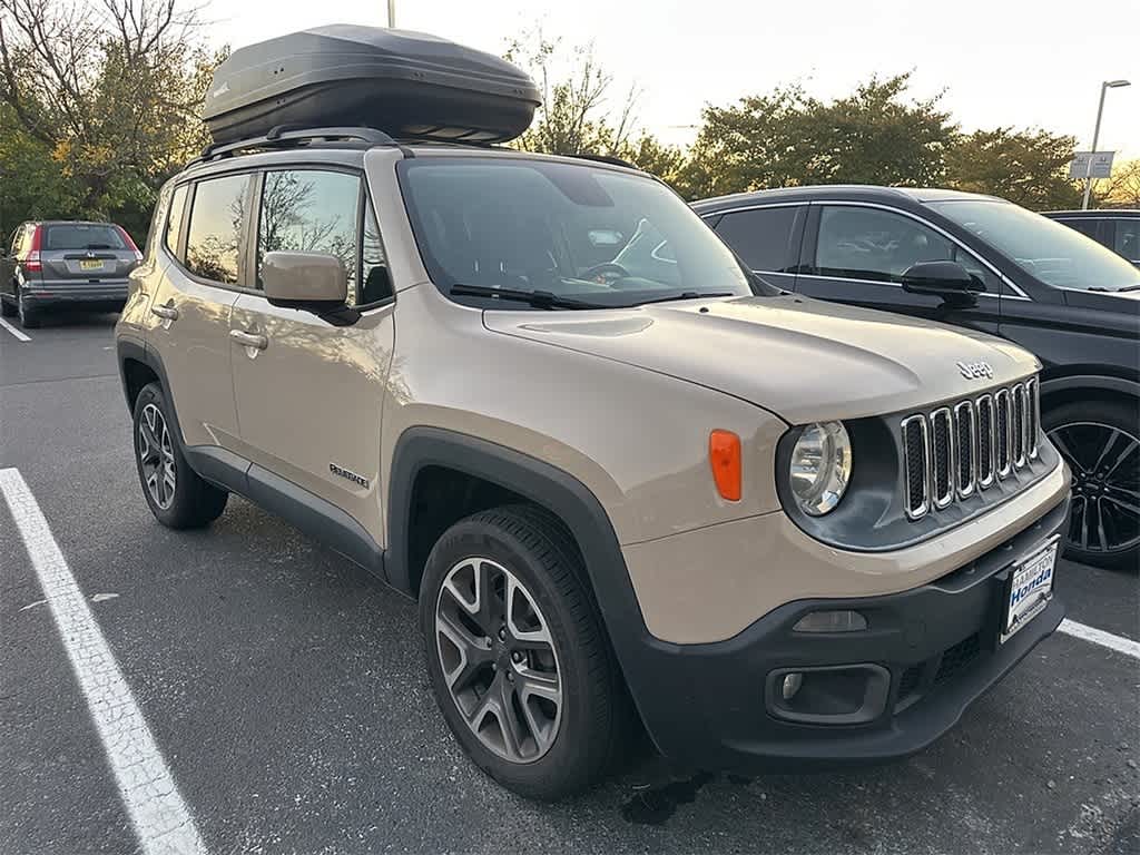 Thumbnail: 2016 Jeep Renegade - 3