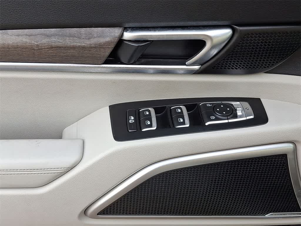 Thumbnail: 2020 Kia Telluride - 10