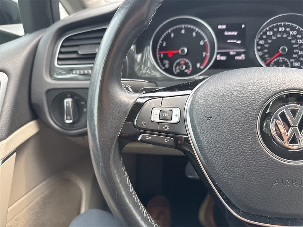 Thumbnail: 2019 Volkswagen Golf - 11