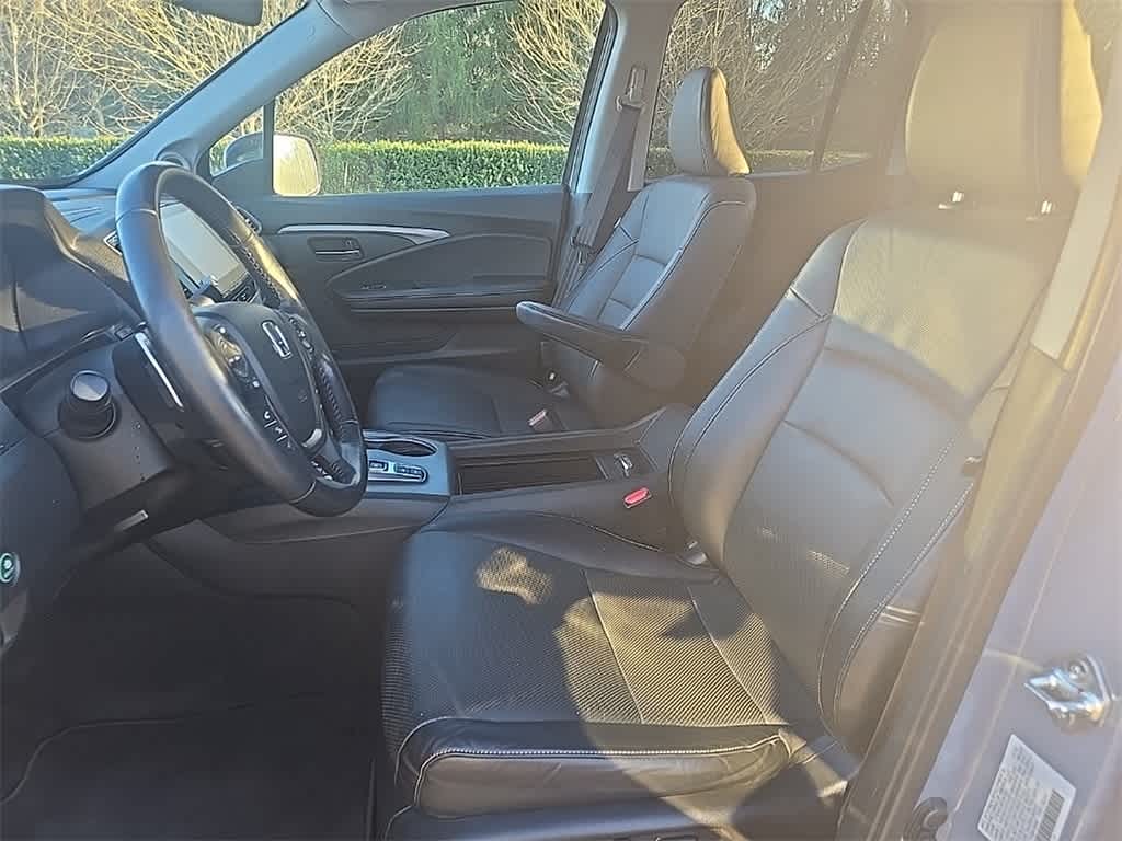 Thumbnail: 2022 Honda Ridgeline - 14