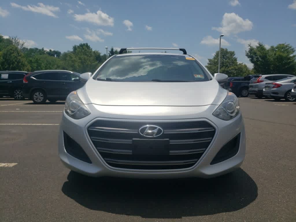 Thumbnail: 2016 Hyundai Elantra - 2