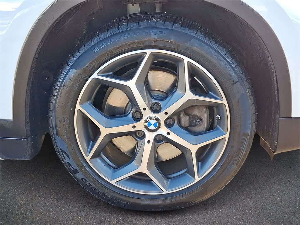 Thumbnail: 2016 BMW X1 - 23